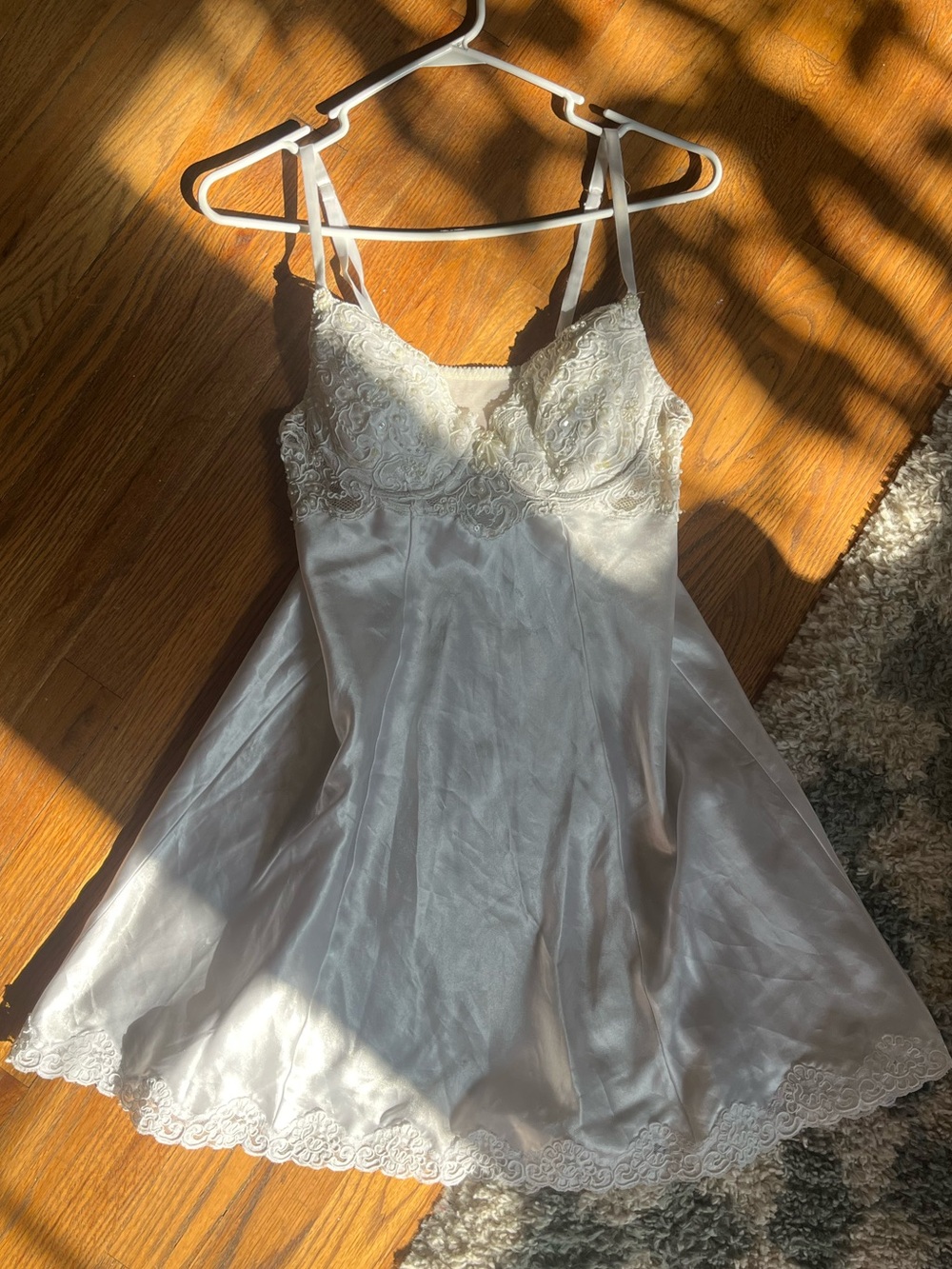 Victoria’s Secret white satin slip dress with beads, lace, and pearls 90s - Picture 5 of 16